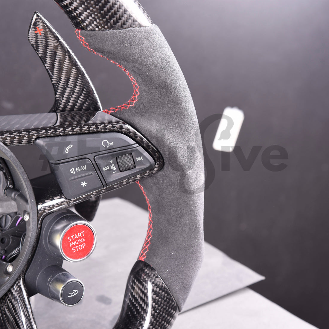 Exclusive Steering Custom Steering Wheel  for 2016-2023 Audi R8 s