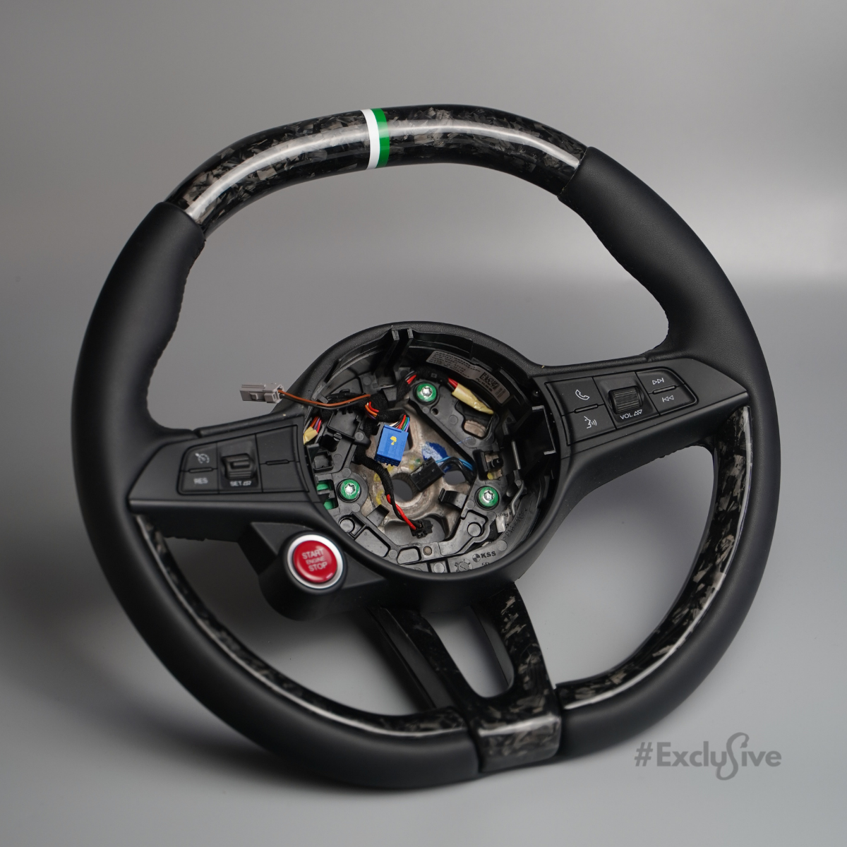 Exclusive Steering Custom Steering Wheel  for Alfa Romeo Giulia/Stelvio  | 2017-2019