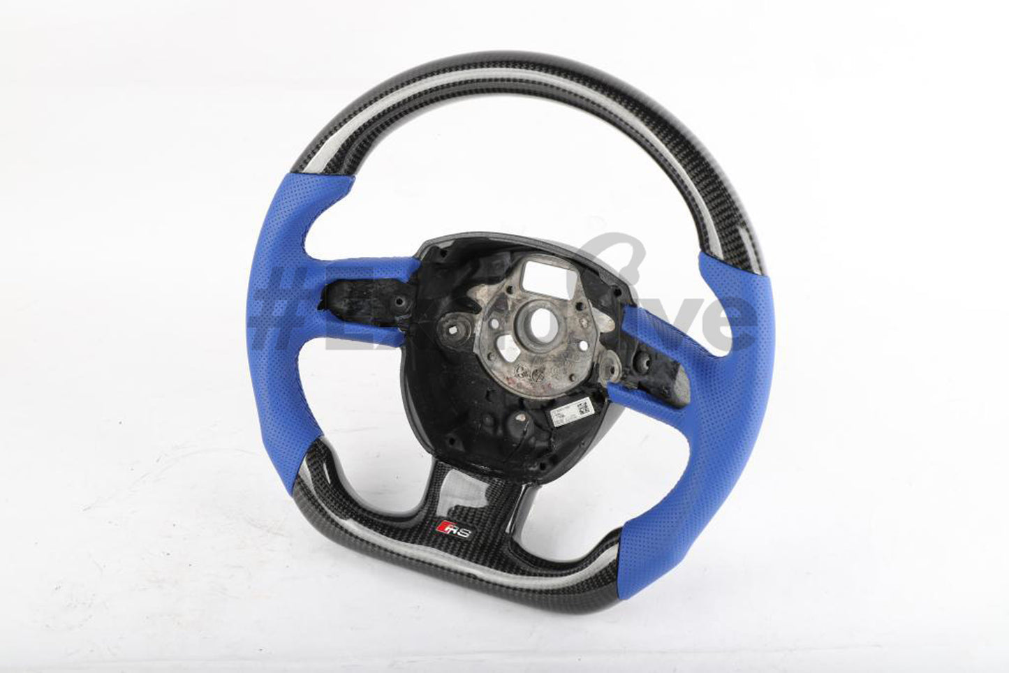 Audi A3 / A4 / A5 / A6 / Q5 / Q7 / S4 / S5 Custom Steering Wheel | 2005-2011